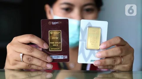 Lonjakan harga emas membuat transaksi di Galeri 24 melonjak tajam. (Liputan6.com/Herman Zakharia)