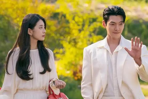 Suzy di video kanal YouTube milik Hyeri yang diunggah 3 Oktober 2025. (dok. Screenshot YouTube/)