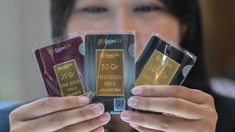Di awal pekan ini, harga emas PT Aneka Tambang Tbk (ANTAM) bertahan di posisi Rp 599 ribu per gram, Jakarta, Senin(10/10). Jumlah itu tidak mengalami perubahan dari harga perdagangan akhir pe