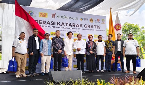 Seremoni peresmian kegiatan Operasi Katarak Gratis di RS Unpad.