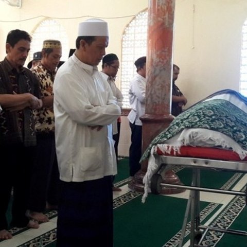 Tata Cara Sholat Jenazah dalam Agama Isla
