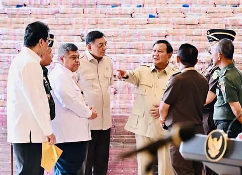 Prabowo Subianto hadiri penyerahanan duit hasil korupsi CPO (Liputan6.com/Biro Pers Istana)