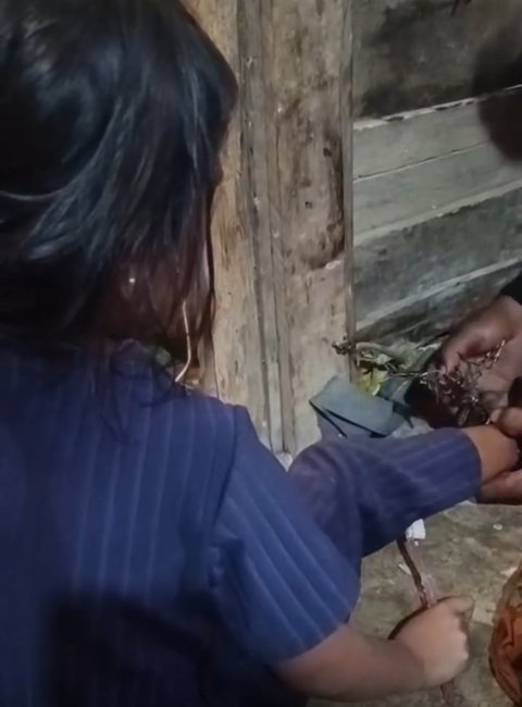 Orang tua di Kabupaten Mesuji, Lampung, tega merantai kaki anak perempuannya yang masih berumur 6 tahun di dalam rumah sendirian