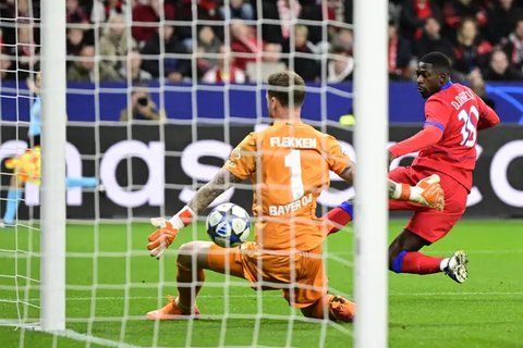 Selebrasi Desire Doue setelah mencetak gol kedua timnya dalam laga Liga Champions antara Bayer Leverkusen dan PSG di Leverkusen, Jerman, 21 Oktober 2025. (AP Photo/Martin Meissner)