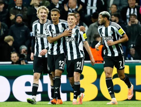 Selebrasi Desire Doue setelah mencetak gol kedua timnya dalam laga Liga Champions antara Bayer Leverkusen dan PSG di Leverkusen, Jerman, 21 Oktober 2025. (AP Photo/Martin Meissner)