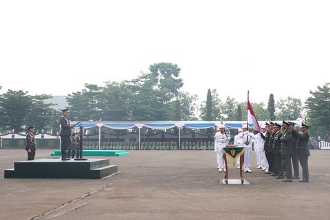 Kasad Jenderal Maruli Simanjuntak melantik 1.268 Perwira Remaja TNI AD di Lapangan Krida Wiradhika, Secapaad Bandung, Selasa (21/10/2025).