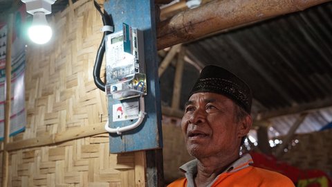 Jaringan listrik masuk wilayah pelosok