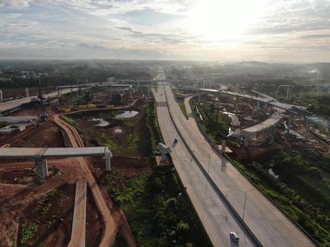 Proyek Jalan Tol Jakarta-Cikampek II Selatan terdiri dari tiga paket pekerjaan utama. (Foto: Jasa Marga)