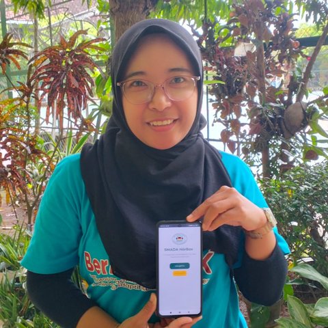 Guru Bahasa Jerman SMA Negeri 2 Wates Fika Ristanti
