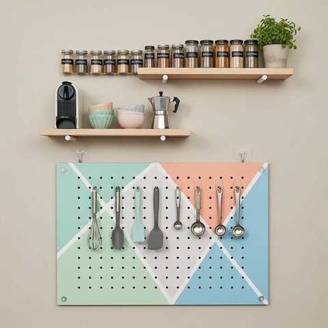 Ide Dapur Terbatas Tapi Rapi untuk Rumah Kontrakan. Foto: Gemini