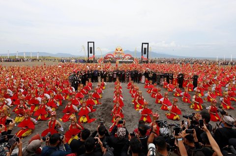 Pagelaran Kolosal Gandrung Sewu Banyuwangi