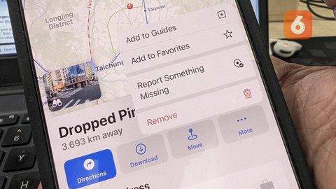 Dowload Apple Maps sehingga bisa dipakai secara offline. (Liputan6.com/ Yuslianson)
