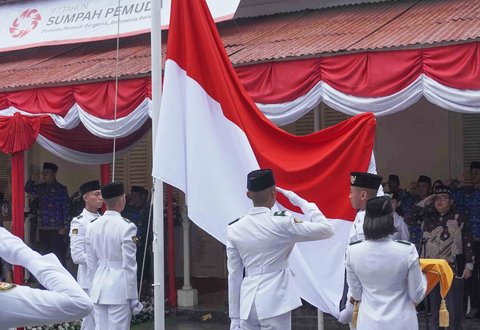Upacara peringatan Hari Sumpah Pemuda di Museum Sumpah Pemuda, Jakarta, Selasa (28/10/2025).