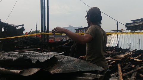 Belasan Kios Kayu di Pasirkoja Bandung Terbakar, Rumah Warga Ikut Ludes Dilahap Api