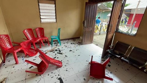 Kantor SPKT Polres Mamberamo Raya Dirusak (Foto: Dok. Polda Papua)
