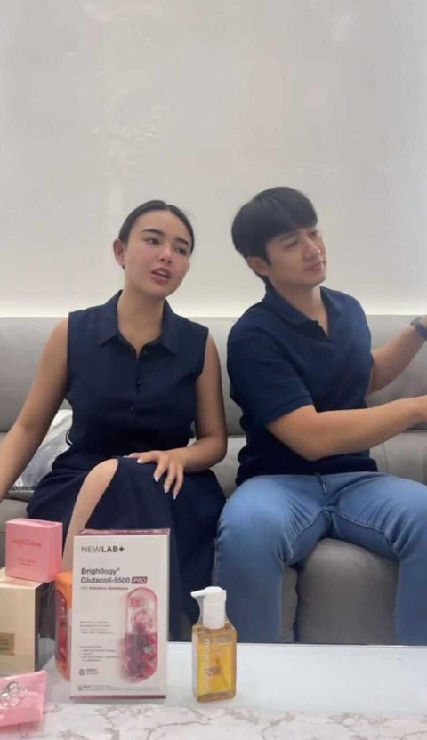 Cincin Tunangan dan Cincin Pernikahan Amanda Manopo. [@rollmoments]