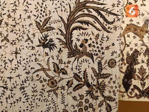 Wakil Menteri Kebudayaan Giring Ganesha dan istri menghadiri pameran batik Kukuruyuk di Museum Batik Indonesia. (dok. Liputan6.com/Dinny Mutiah)