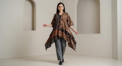 Contoh Model Atasan Batik Kimono Anti Kaku 2025