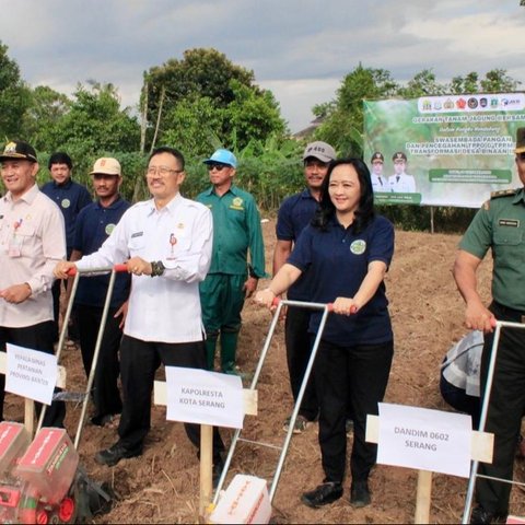 Gerakan Tanam Jagung, Langkah Nyata Wujudkan Desa Binaan Imigrasi Mandiri