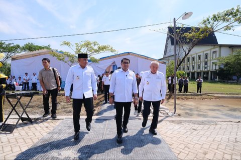 Menteri Ekraf Teuku Riefky Harsya mewakili Presiden Prabowo Subianto meresmikan Sekolah Garuda Transformasi di SMAN Banua, Banjarmasin, Kalimantan Selatan