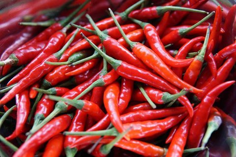 Resep Ayam Geprek Sambal Korek (Foto: DEBM Diet Enak, Bahagia, Menyenangkan / Robert Hendrik Liembono)