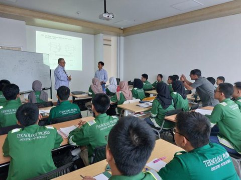 Booth Chandra Asri dalam acara Jakarta Running Festival 2025. (Foto: Rafa Dahayu Amandya/Liputan6.com)
