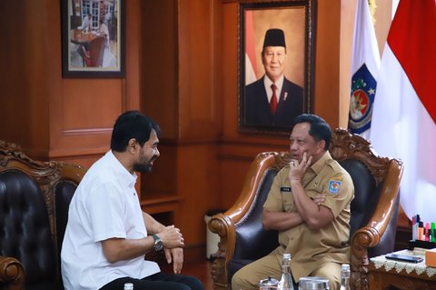 Gubernur Aceh Muzakir Manaf saat menemui Mendagri Tito Karnavian