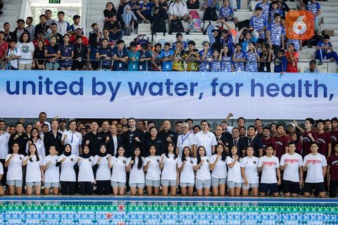 Presiden World Aquatics, Husain Al-Musallam, hadir dalam Indonesia Open Aquatic Championships (IOAC) 2025 di Stadion Akuatik GBK, Jakarta, Rabu (12/11/2025). (Bola.com/Bagaskara Lazuardi)
