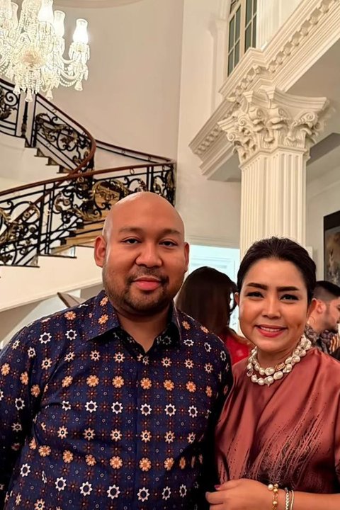 Potret Mayangsari Hadiri Dinner Acara Keluarga/Gemini AI