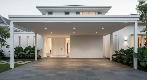 Desain Rumah Minimalis Carport 2 Mobil. Foto: Gemini