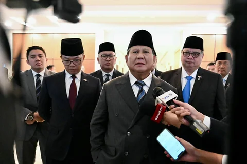 Prabowo Bertemu Eks PM Australia Paul Keating di Sydney