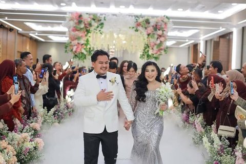 Souvenir Pernikahan Boiyen (Instagram anaria_souvenir)