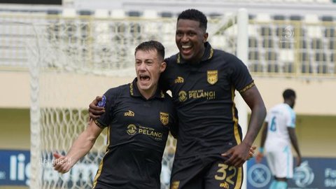 Mariano Peralta (kiri), pemain sayap dari Argentina milik Borneo FC di BRI Super League 2025/26. (Dok. ileague.id)