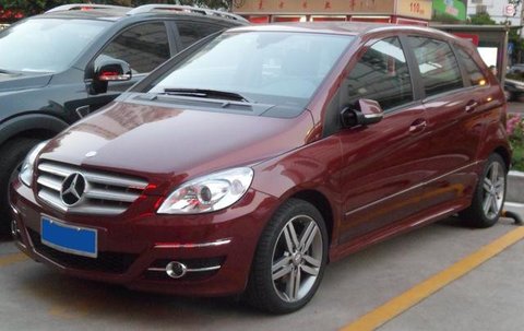 Mercedes-Benz C-Class W203 (source: wikimedia.org)