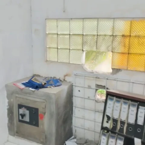 Pelaku Misterius Jebol Tembok Minimarket di Buahbatu, Curi Rokok Jadi Sasaran