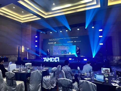 Acara launching prosessor AMD Ryzen&trade; AI PRO 300 Series dengan tema Advance Your Business with AI berlangsung pada Selasa, 18 November 2025 di Pullman Hotel, Central Park.
