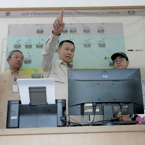 Dirjen Hubdat Aan Suhana