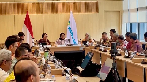 Ketua Pelaksana Harian Tim Koordinasi Nanik Sudaryati Deyang