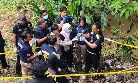 Polisi masih mencari bagian tubuh Alvaro Kiano Nugroho, dengan melakukan olah TKP dan penyisiran di Kawasan Tenjo, Bogor, Rabu (26/11/2025). (Foto: Istimewa).