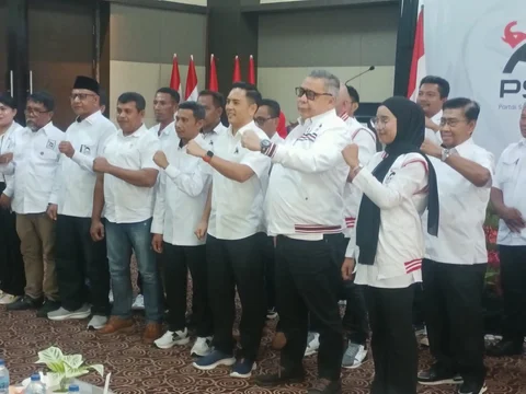 Ketua Harian PSI Ahmad Ali saat membuka Rakorwil PSI Maluku Utara