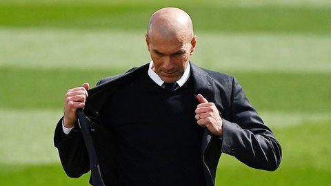 Legenda sepak bola dan pelatih Prancis, Zinedine Zidane, terlihat dalam upacara peluncuran perdana mobil listrik Alpine A390 di Dieppe, Prancis barat laut, pada 27 Mei 2025. (Lou BENOIST/A