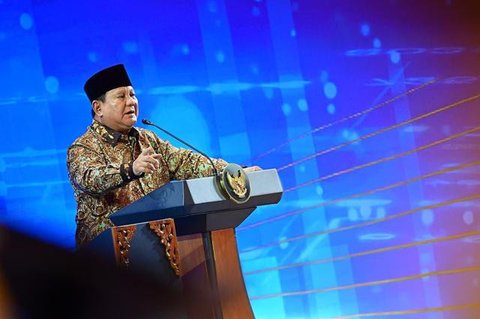 Presiden Prabowo Subianto saat menghadiri Puncak Peringatan Hari Guru Nasional di Indonesia Arena, Jakarta, Jumat (28/11/2025). (Dok. Tangkapan Layar YouTube)