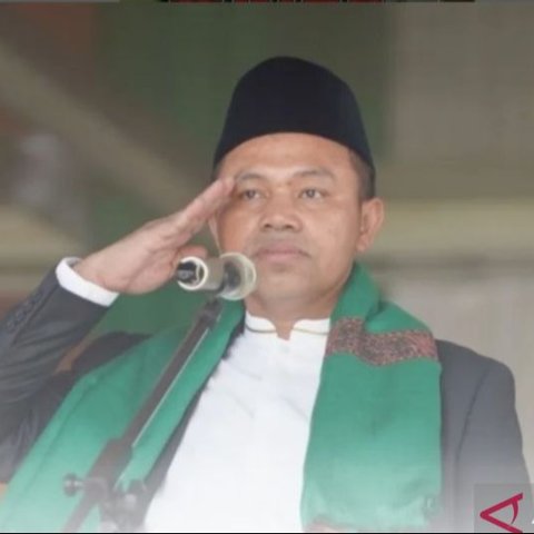 KPK Tangkap 10 Orang dalam OTT Terkait Gubernur Riau