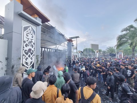 Demo ricuh di Samarinda
