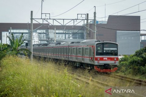 Kementerian Perhubungan dan Pemprov Banten berkolaborasi untuk meningkatkan sistem persinyalan KRL Rangkasbitung-Merak. Proyek peningkatan sinyal KRL ini akan mempercepat dan memperbanyak frekuensi perjalanan, dari 10 menit menjadi hanya 4-5 menit sekali.