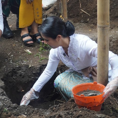 Wamen Isyana Dorong GENTING Wujudkan Jamban Sehat bagi Keluarga Berisiko Stunting di Karangasem