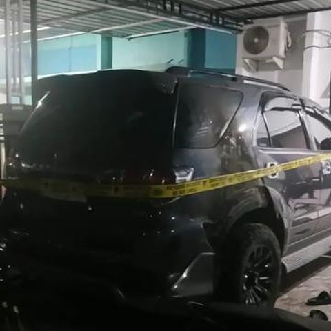 mobil fortuner politisi demokrat dibakar anggota DPRD dari PAN (Liputan6.com/istimewa)