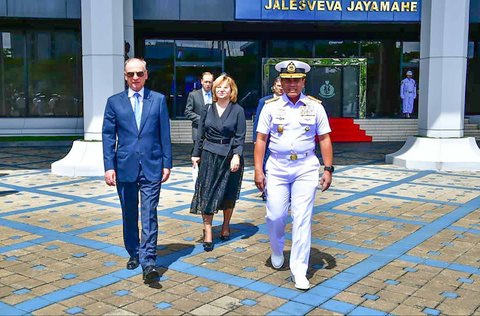 Kasal Laksamana TNI Muhammad Ali saat menerima kunjungan Adviser To The President of Russian Federation Patrushev Nikolai di Markas Besar TNI Angkatan Laut, Cilangkap, Jakarta Timur, Jumat (7/11/2025).