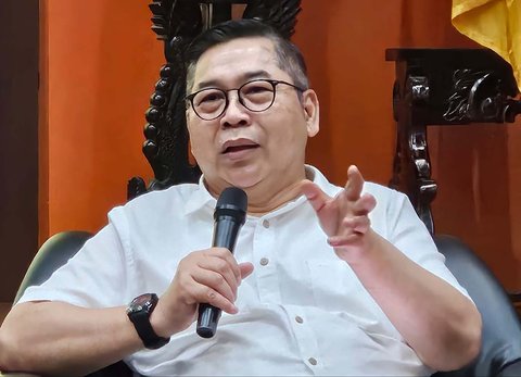 Sekjen Asosiasi Televisi Swasta Indonesia (ATVSI) Gilang Iskandar saat Diskusi Publik Komisi Penyiaran Indonesia (KPI) di Auditorium Juwono Sudarsono, FISIP Universitas Indonesia, Depok, Jumat (7/11/2025).