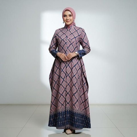 Gamis Batik Asimetris/ Ilustrasi AI